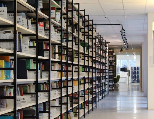 Rayon d'une bibliothèque